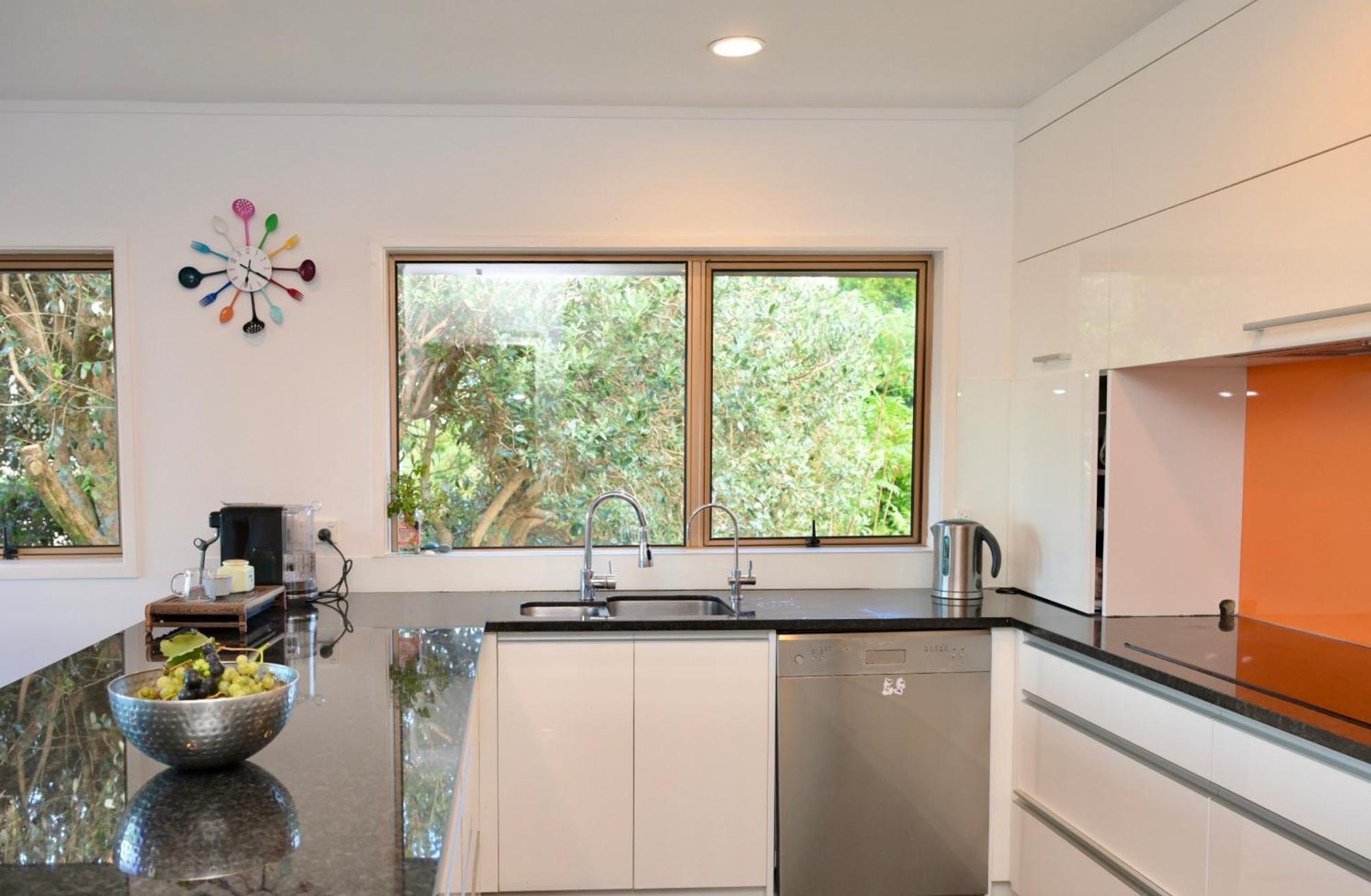 Seabreeze Pearl Auckland